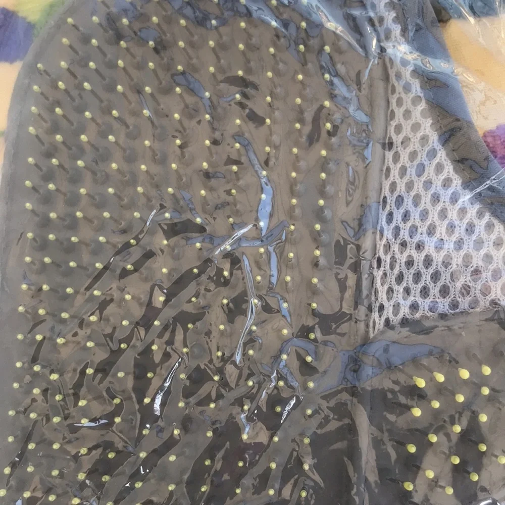 Dog Grooming Glove -New in Package by Petsnetic